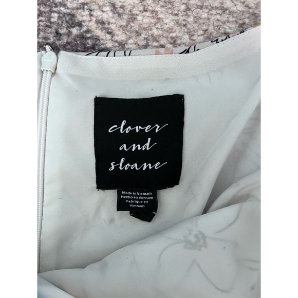 Clover and Sloane Floral Dress - Picture 8 of 8